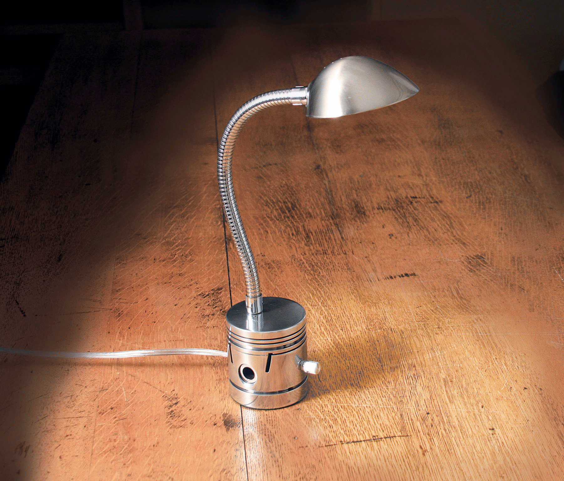 triumph lamp large image